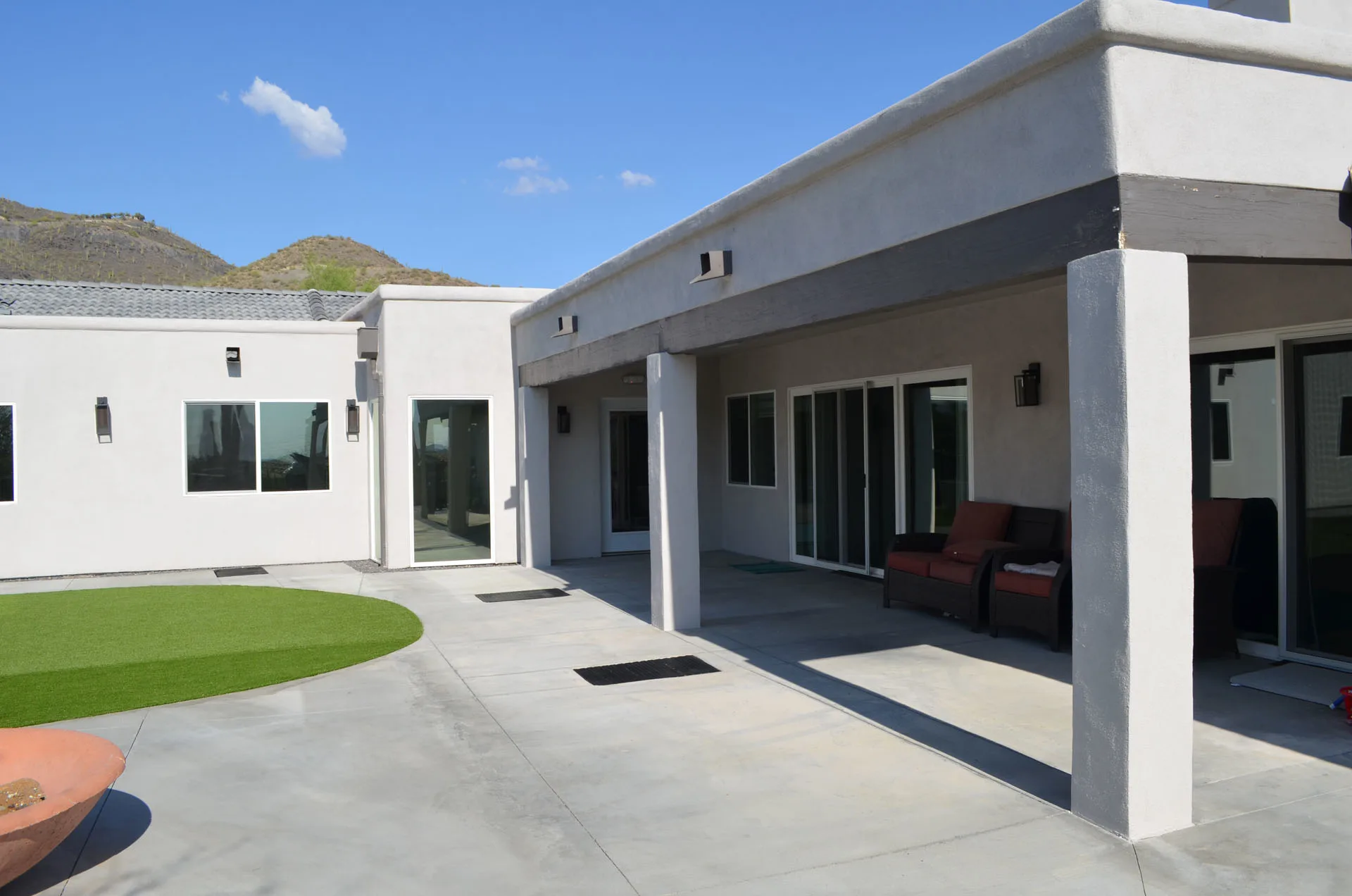 Exterior view of assisted living residence